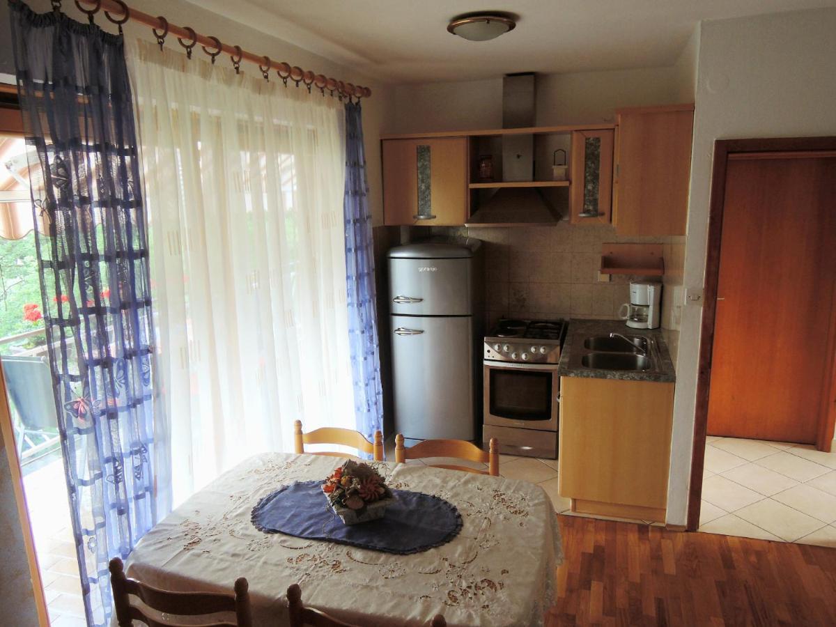 Apartments Sabina I Grapes マリンスカ エクステリア 写真