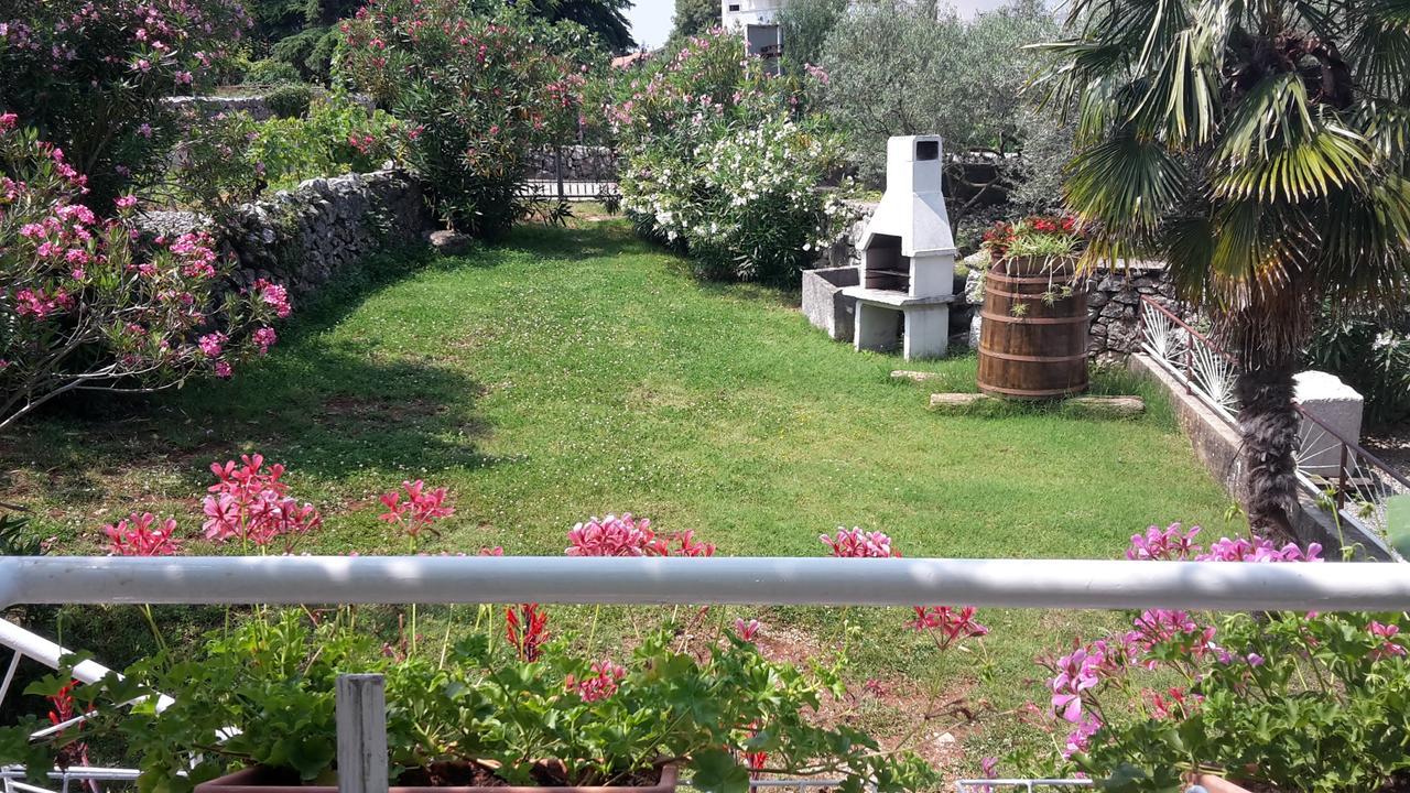 Apartments Sabina I Grapes マリンスカ エクステリア 写真